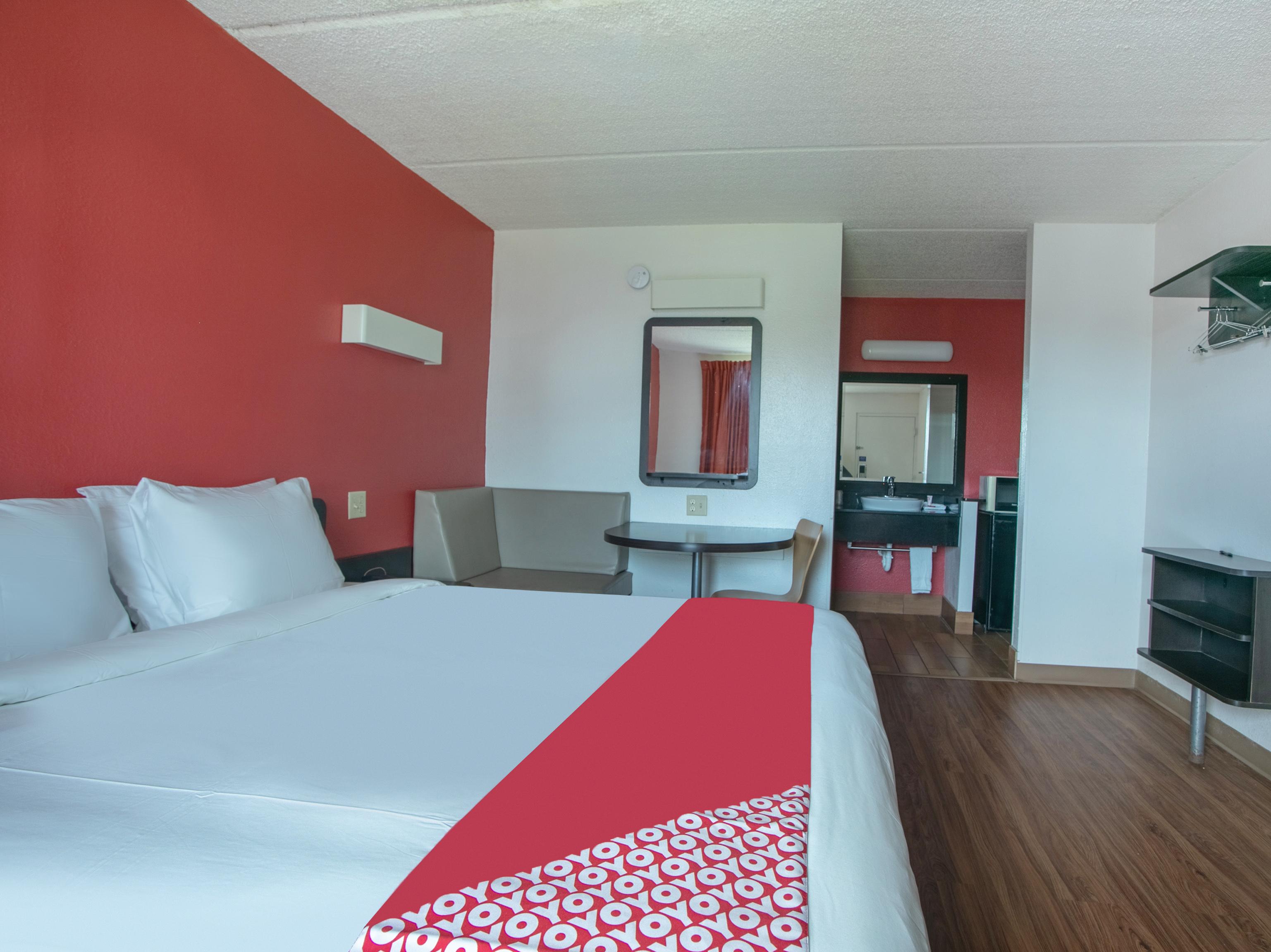 Oyo Hotel Lake Park - Valdosta Area Bagian luar foto