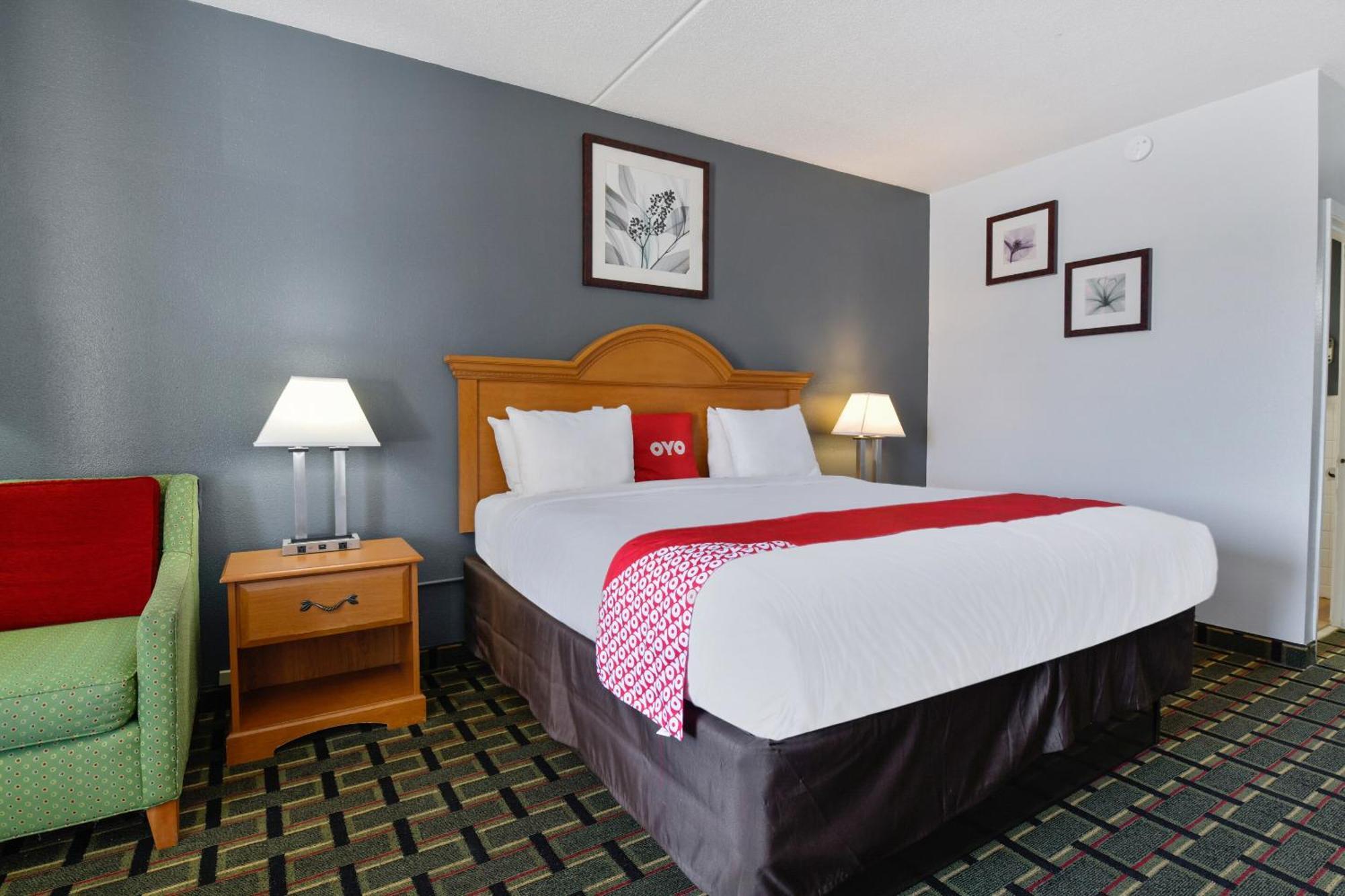 Oyo Hotel Lake Park - Valdosta Area Bagian luar foto