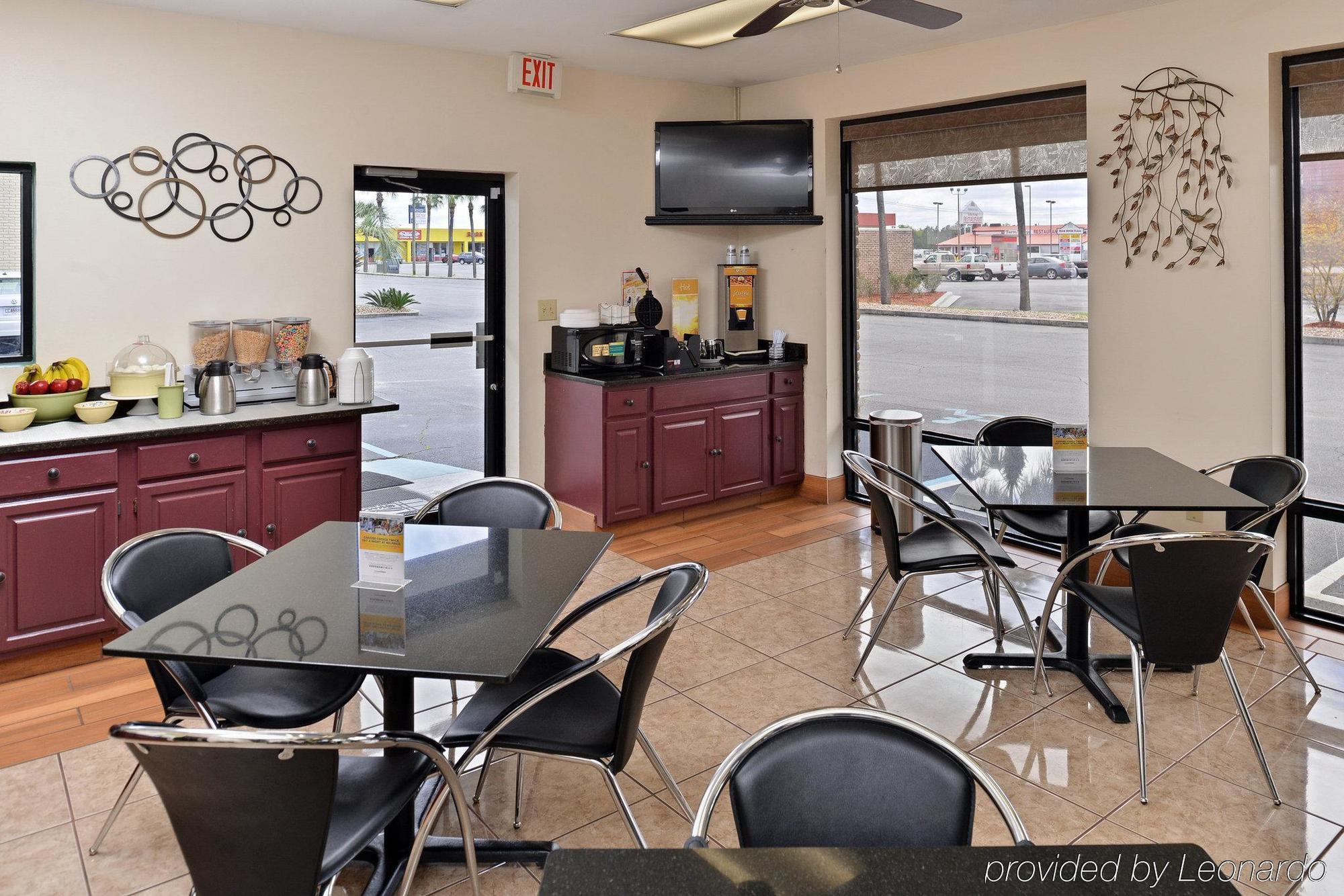 Oyo Hotel Lake Park - Valdosta Area Bagian luar foto